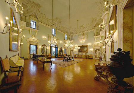 The ballroom of Villa Poggio Torcelli