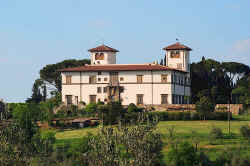 Villa Le Corti back