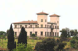 Villa Le Corti front